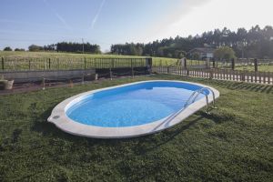 KPEOV6027_90768_Piscina_enterrada_ovalada_KPEOV6027.jpg