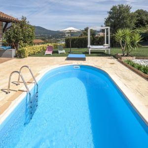 KPEOV8059_90828_Piscina_enterrada_ovalada_KPEOV8059_2.jpg